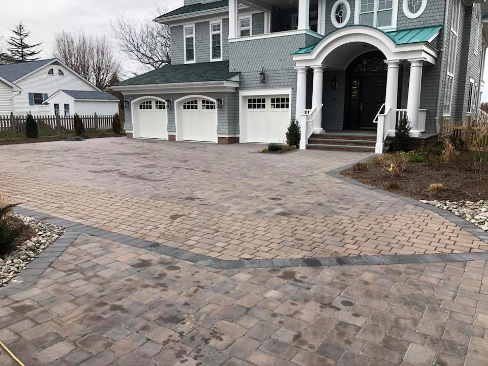 Pavers put in a yard in Stone Harbor, NJ